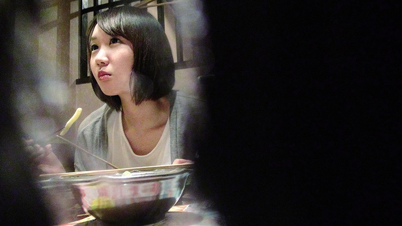 【緊急指令】素人女性を口説いてSEXしてAV作品を作れ!「終電逃した女性を駅前でナンパしてみた」編02 サンプル画像 No.5