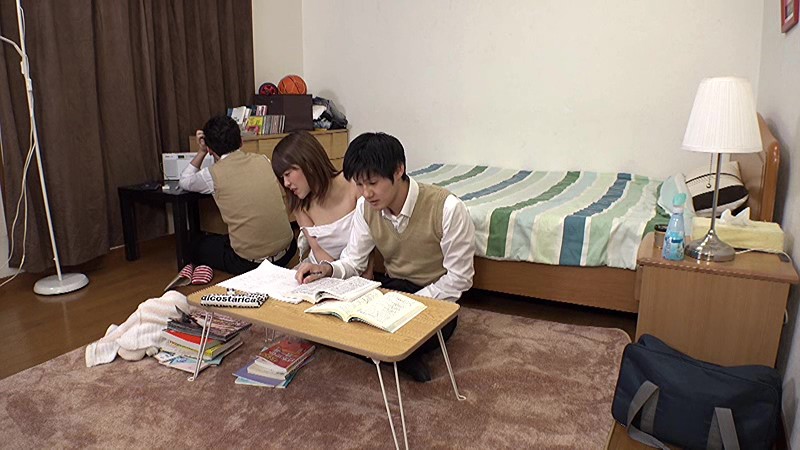 「女の禁酒にはワケがある!『絶対にコンドームをつけなきゃダメ!』と言っていたお堅い友達の巨乳姉は酔うと中出し好きな中派だった」VOL.1 サンプル画像 No.1