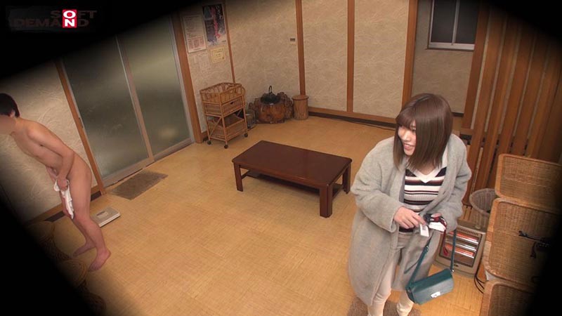 ゆな(22) 石和温泉で見つけた卒業旅行中の美巨乳女子学生のお嬢さん タオル一枚 男湯入ってみませんか? サンプル画像 No.2