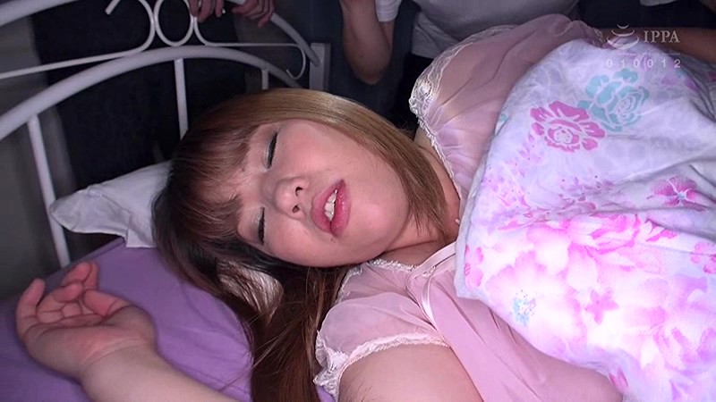 お前の母ちゃんの乳輪 CDシングルより大きいよな! 優木いおり サンプル画像 No.1