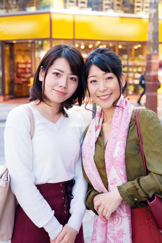 淫乱母娘ナンパ やっぱり親子!恥らいイキまくり!!4時間SP2 サンプル画像 No.8