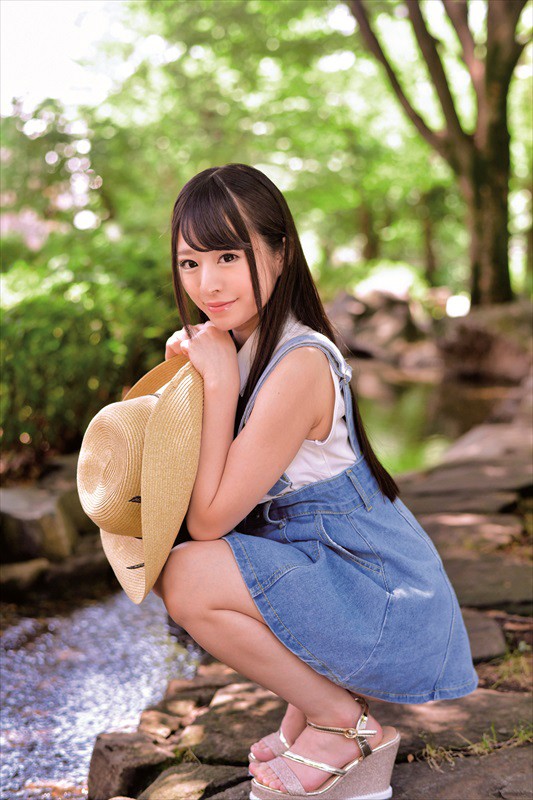 銀河級美少女とずっと見つめっぱなしでエッチしよっ アイドル研究生 かのん 001 サンプル画像 No.1
