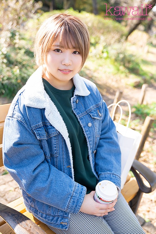 まんまるくて可愛い！古着屋で働く超ボーイッシュ巨乳美少女 真琴つぐみ2回目のAV出演 中年おじさん！メイドコスプレ！ハメ撮り！もっとSEXが好きになる初体験！中出し解禁すぺしゃる