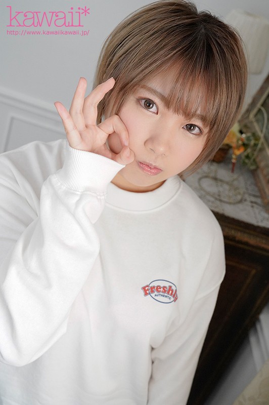 まんまるくて可愛い！古着屋で働く超ボーイッシュ巨乳美少女 真琴つぐみ2回目のAV出演 中年おじさん！メイドコスプレ！ハメ撮り！もっとSEXが好きになる初体験！中出し解禁すぺしゃる