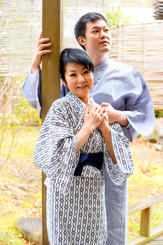 お婆ちゃんと一緒 8時間