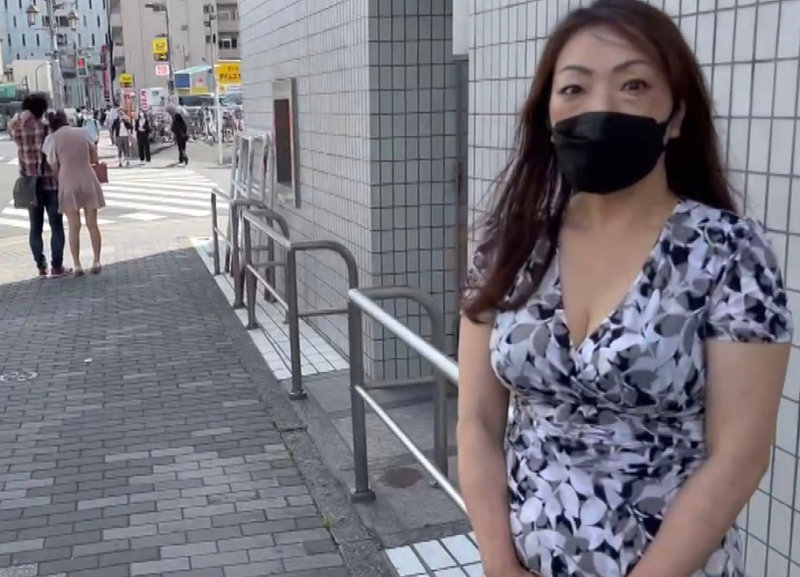 約30年ぶりに同窓会で再会した女子がかなりババアになっていたが、肉体がムチムチに熟れてエロかったので誘ったら不倫関係になったのでハメ撮りして晒してみた。
