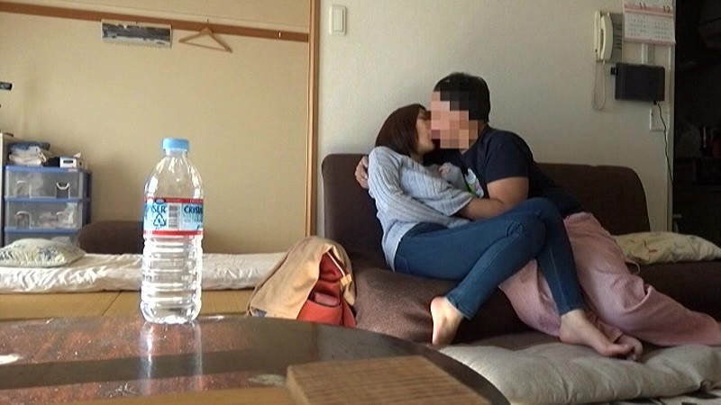 騙して連れ込んだ素人女性とのセックスをこっそり盗撮してみた件 サンプル画像 No.2