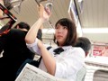 女子校生 電車痴漢 何も言えない恥じらい天使