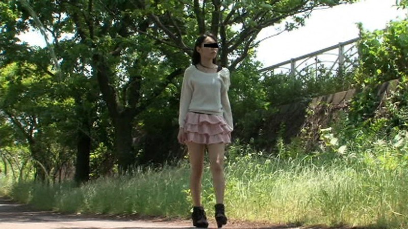 フェラ散歩 SNSで知り合ったひとみちゃん 21歳 サンプル画像 No.2
