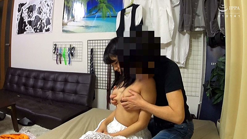 飲み会帰りに終電を逃して困っている熟女を自宅に1泊させてあげました。10 サンプル画像 No.3