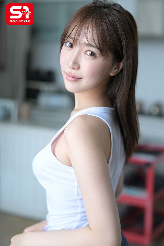 あの話題の超庶民お姉ちゃん、一歩イイオンナ感。人生初めて尽くし性交で絶頂イキまくり初体験3本番 鈴木希 - サンプル画像 1