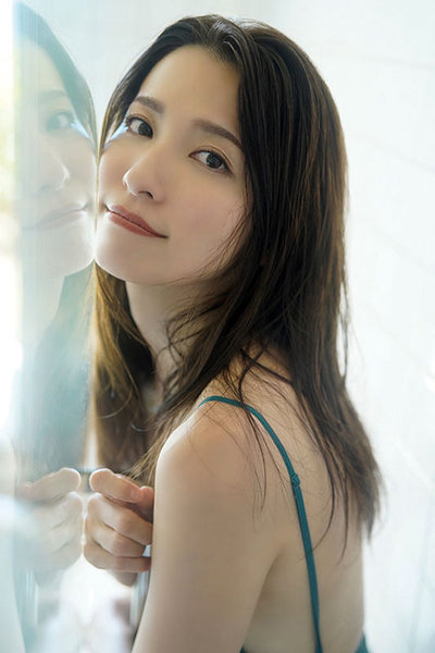 戸田れい 2023年カレンダー