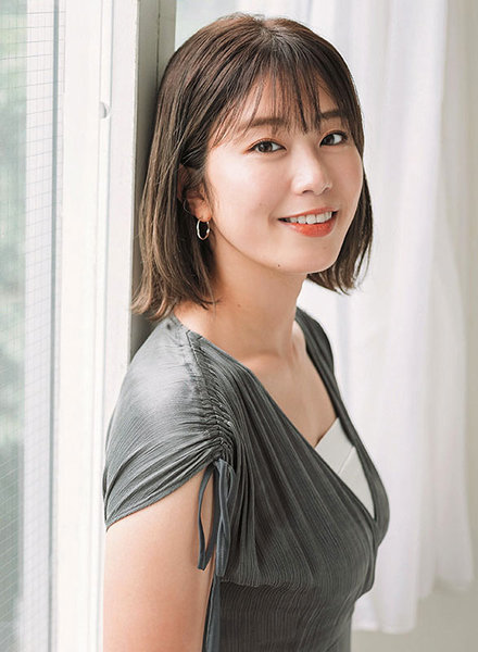 稲村亜美 2023年カレンダー