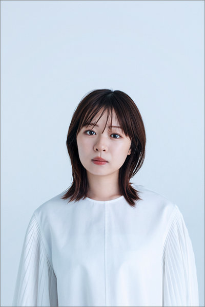 卓上 莉子 2027年カレンダー