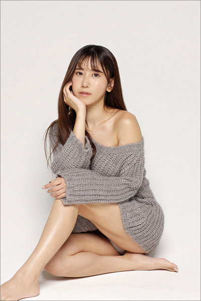 名取くるみ 2023年カレンダー