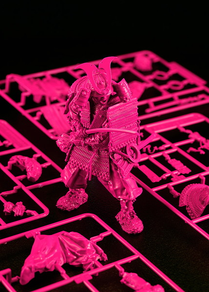 PLAMAX 1/12 鎌倉時代の鎧武者 椿の装 Pink Color Edition