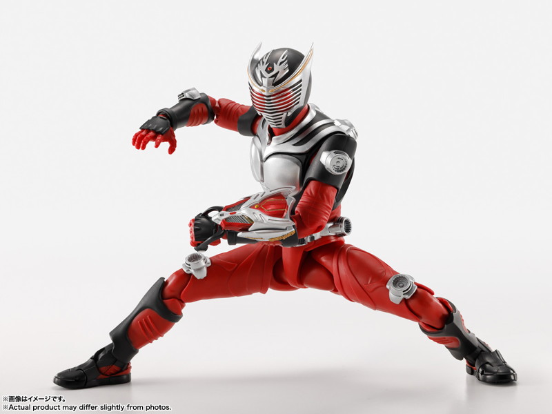 S.H.Figuarts（真骨彫製法） 仮面ライダー龍騎