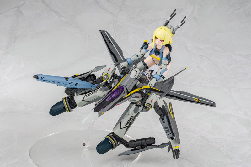 MC-18 マクロスF VF-25S スーパーメサイア V.F.G.