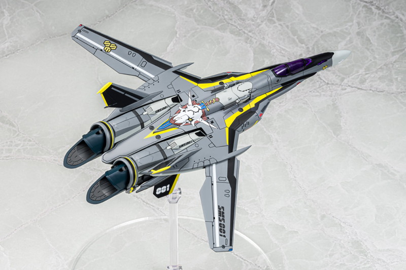 MC-18 マクロスF VF-25S スーパーメサイア V.F.G.