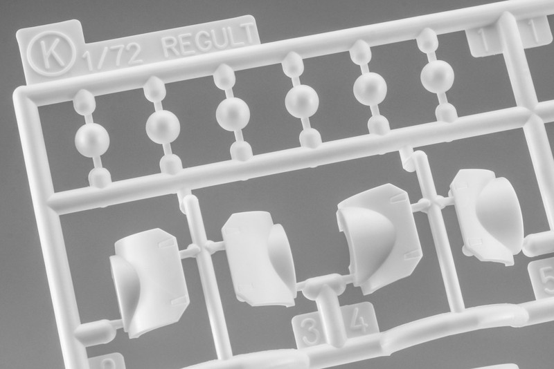 【10%ポイント還元中】 65878 1/72 リガード（小型ミサイルポッド装備型） ‘超時空要塞マクロス’