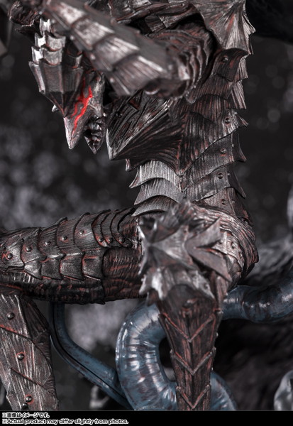 Figuarts Zero Touche Me’tallique ベルセルク ガッツ（狂戦士の甲冑）