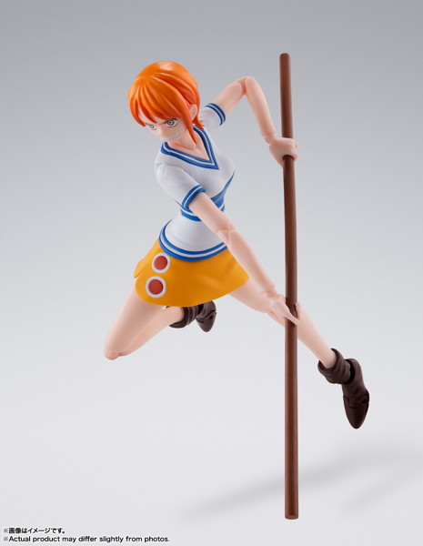 【再販】S.H.Figuarts ONE PIECE ナミ-冒険の夜明け-