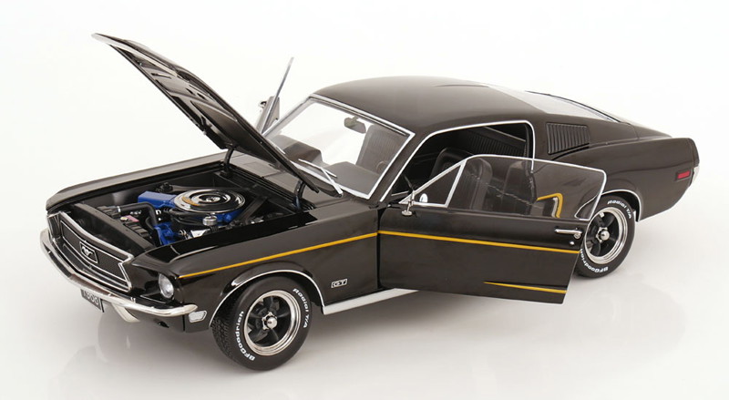 フォード Mustang GT Fastback 1968 ブラック フォード Mustang GT Fastback 1968 ブラック