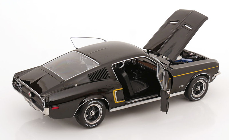 フォード Mustang GT Fastback 1968 ブラック フォード Mustang GT Fastback 1968 ブラック