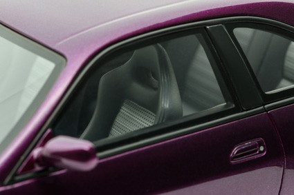 日産 スカイライン GT-R (R33) Vスペック 1995 (パープル) 日産 スカイライン GT-R (R33) Vスペック 1995 (パープル)