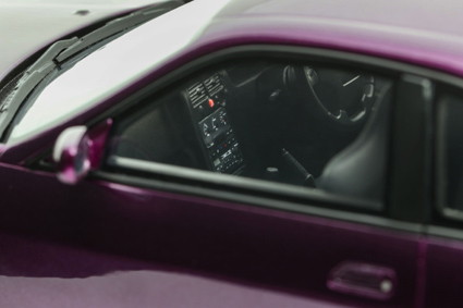 日産 スカイライン GT-R (R33) Vスペック 1995 (パープル) 日産 スカイライン GT-R (R33) Vスペック 1995 (パープル)