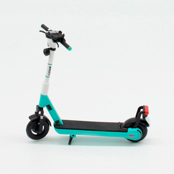 LUUP 電動キックボード