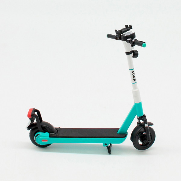 LUUP 電動キックボード