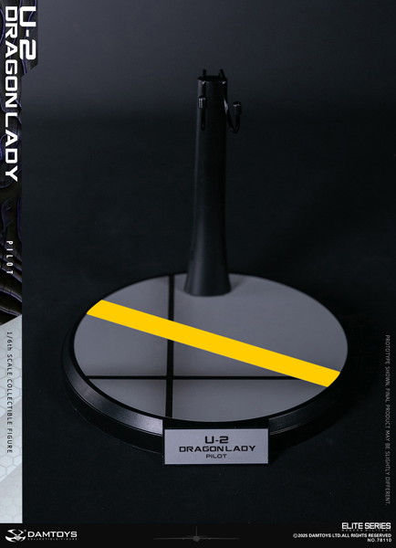 ダムトイ 1/6 SR-71 ブラックバード テストパイロット