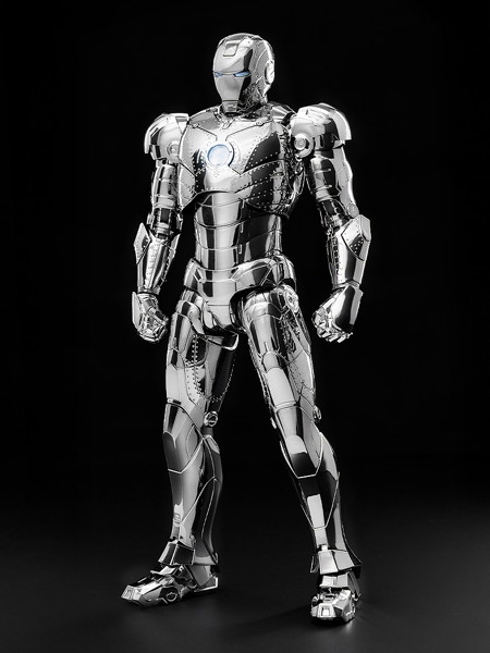 Marvel Studios’ The Infinity Saga （マーベル・スタジオの『インフィニティ・サーガ』） DLX Iron Man...
