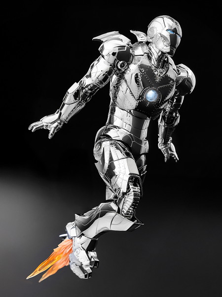 Marvel Studios’ The Infinity Saga （マーベル・スタジオの『インフィニティ・サーガ』） DLX Iron Man...