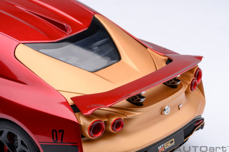 NISSAN GT-R50 by ITALDESIGN （メタリック・レッド/ゴールド）