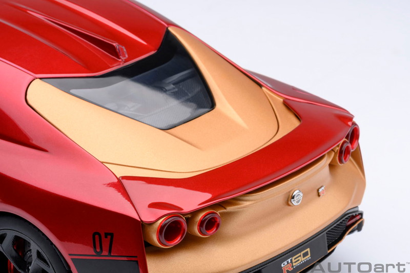 NISSAN GT-R50 by ITALDESIGN （メタリック・レッド/ゴールド）