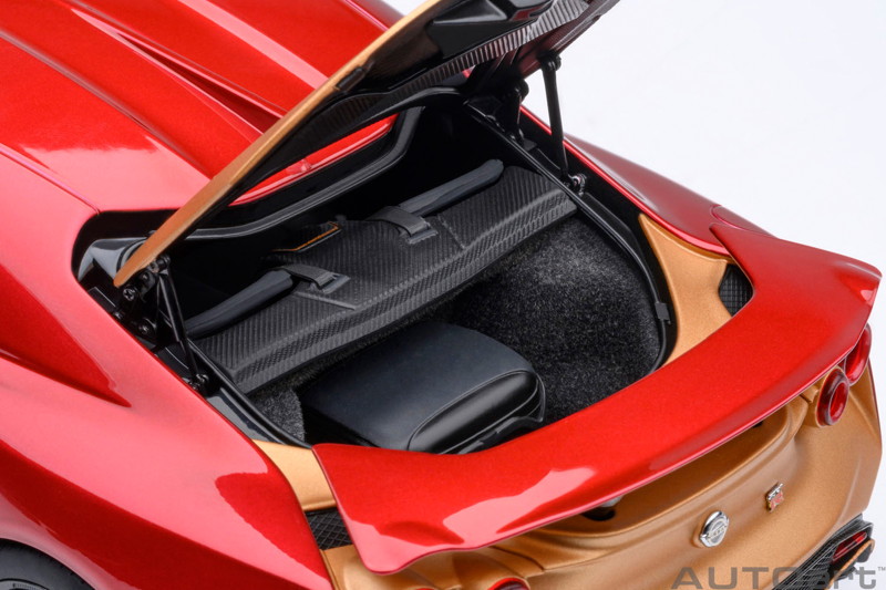 NISSAN GT-R50 by ITALDESIGN （メタリック・レッド/ゴールド）