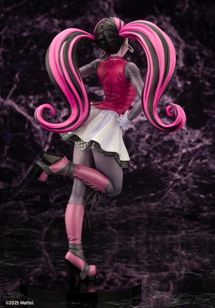 MONSTER HIGH（TM）美少女 ドラキュローラ