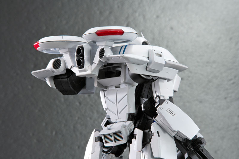 ナイトストライカー 1/32スケール カラーレジンキャスト製組立キット インターグレイXsi パールホワイトver.