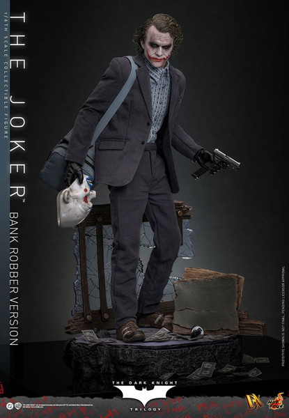 【ムービー・マスターピース DX】 『ダークナイト・トリロジー』1/6スケールフィギュア ジョーカー（銀...