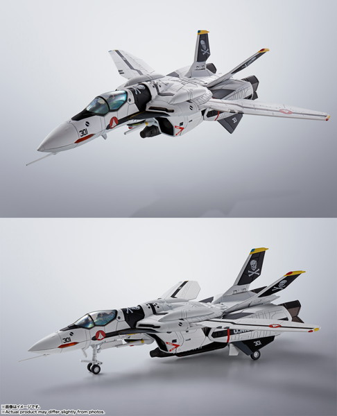 HI-METAL R マクロスゼロ VF-0Sフェニックス（ロイ・フォッカー機） ＋ QF-2200D-B ゴースト
