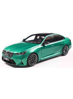 BMW M5 M 2025 (グリーン)