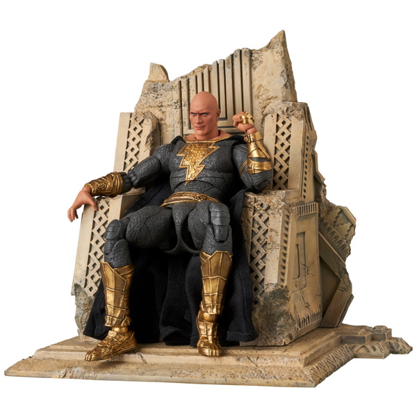 MAFEX BLACK ADAM（GOLD SUIT）