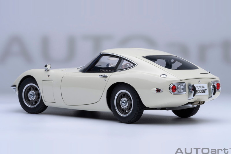 トヨタ 2000GT 1967 (ホワイト) トヨタ 2000GT 1967 (ホワイト)