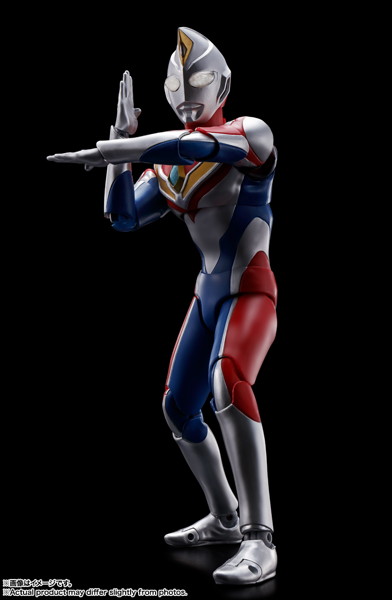 【再販】S.H.Figuarts（真骨彫製法） ウルトラマンダイナ フラッシュタイプ