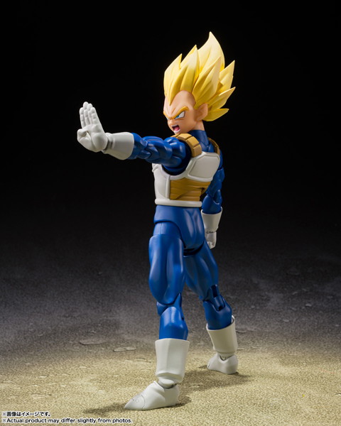 S.H.Figuarts ドラゴンボール 超サイヤ人ベジータ〈危険なプライド〉