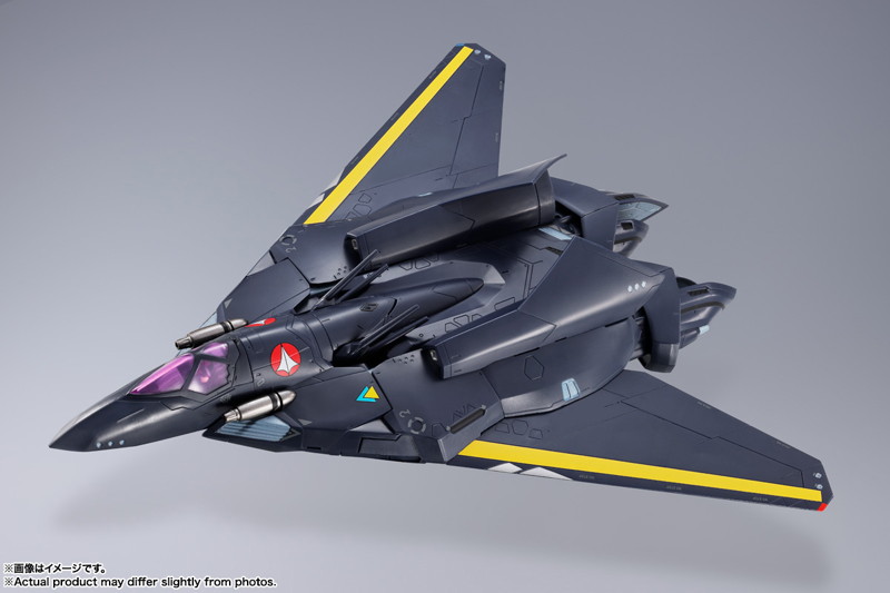 DX超合金 マクロス7 VF-17S ナイトメアステルスバルキリー（ガムリン木崎機）