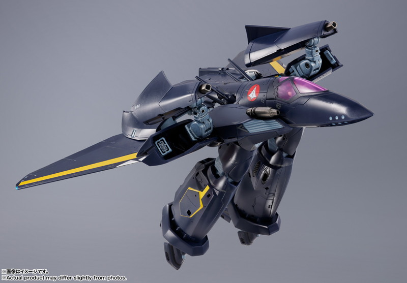 DX超合金 マクロス7 VF-17S ナイトメアステルスバルキリー（ガムリン木崎機）