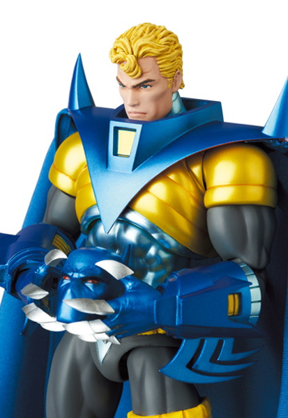 【再販】MAFEX KNIGHTFALL BATMAN